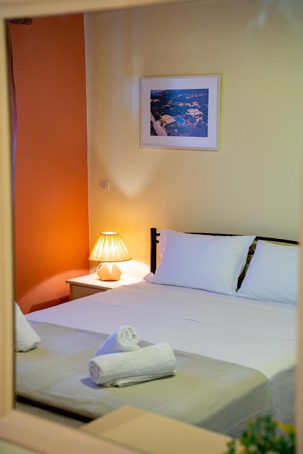 Ionio Holidays Katerina Apartments Vasilikí Buitenkant foto
